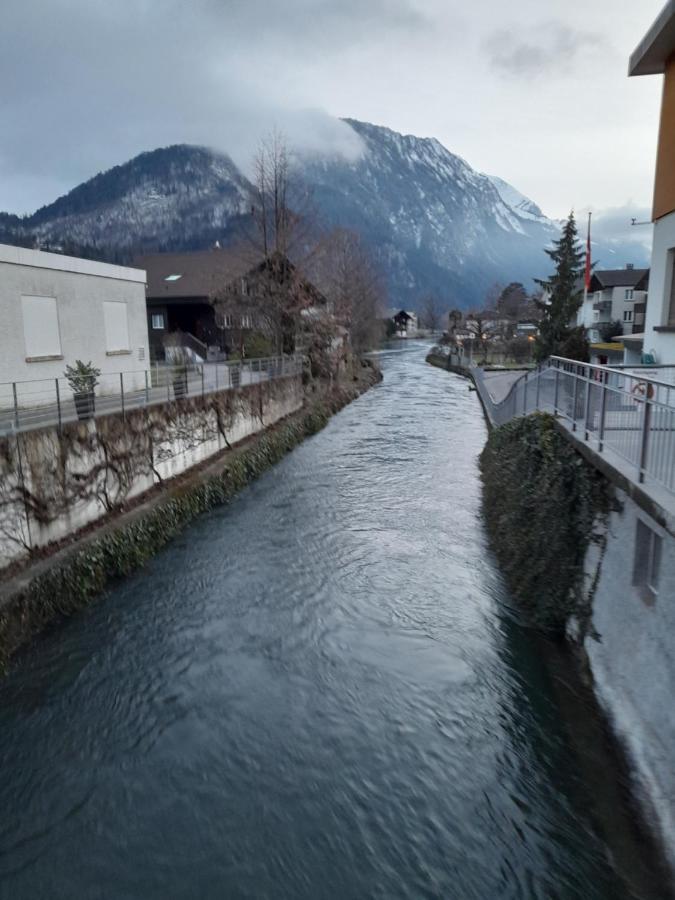 Bahnhof West Apartments Interlaken Buitenkant foto